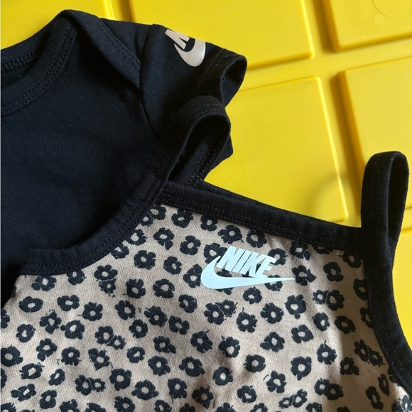 Nike newborn leopard dress with onesie - Picture 2 of 3